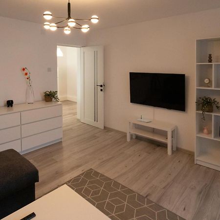 Focalize Apartament Buzău Buitenkant foto