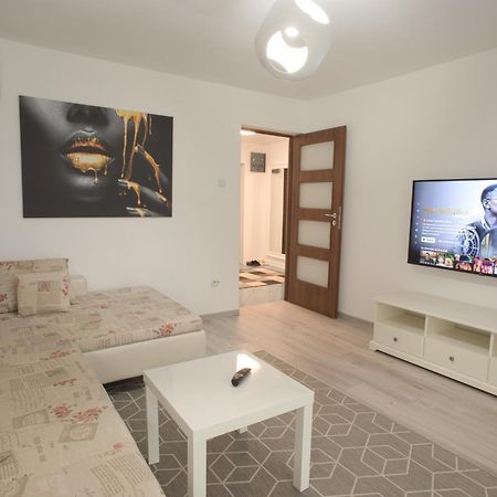 Focalize Apartament Buzău Buitenkant foto