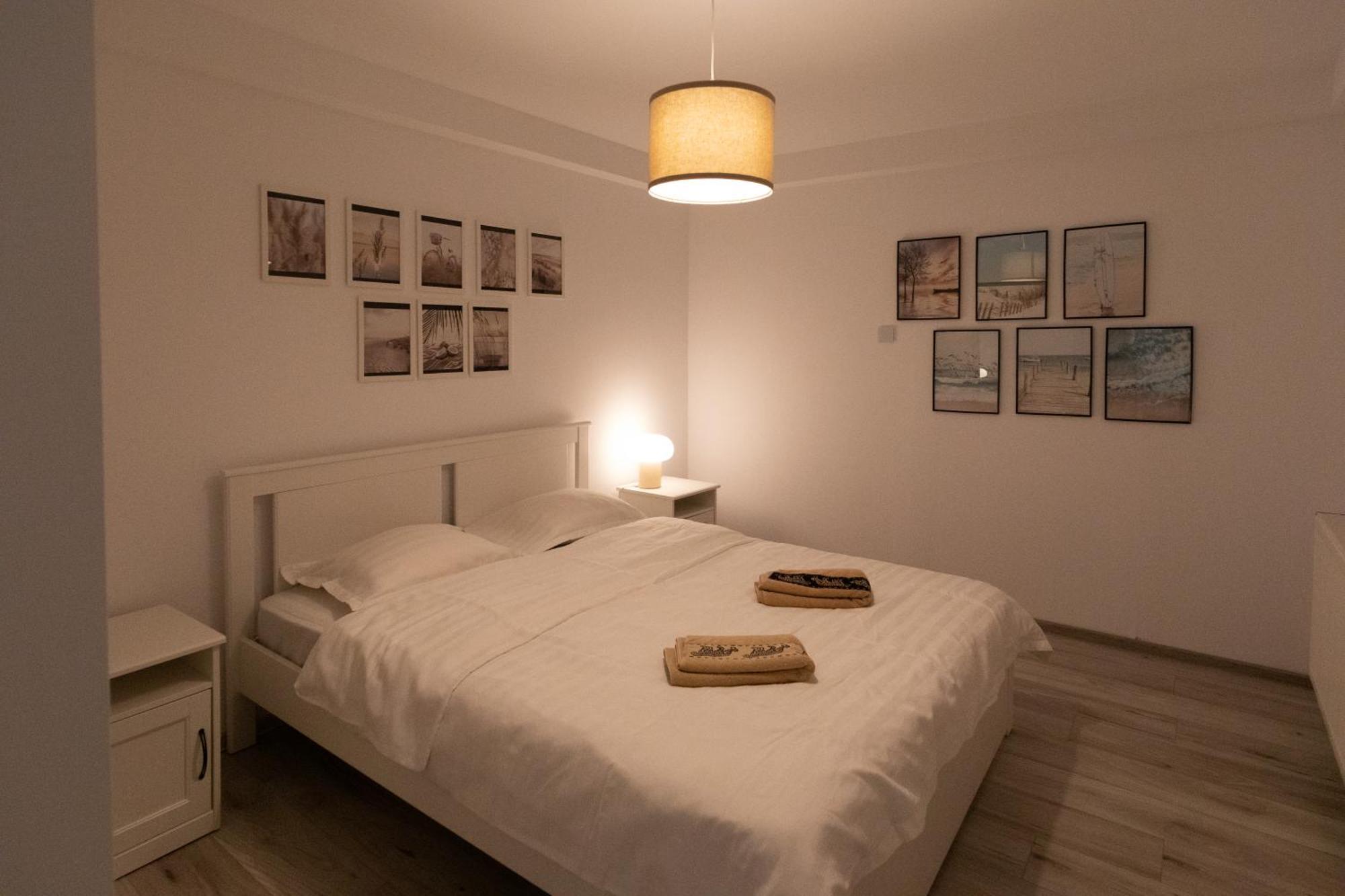 Focalize Apartament Buzău Buitenkant foto