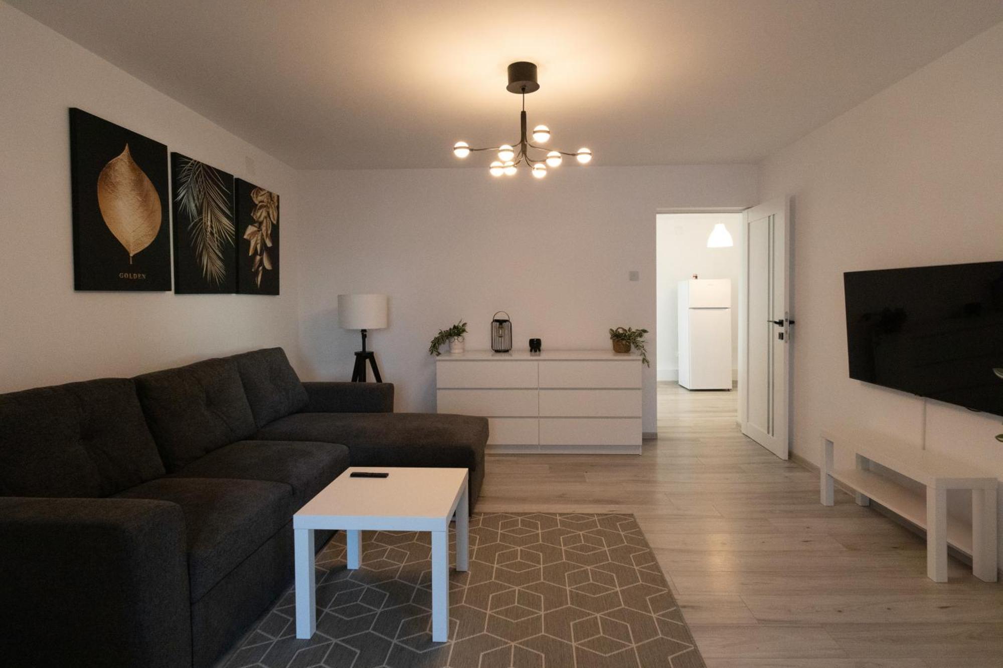 Focalize Apartament Buzău Buitenkant foto