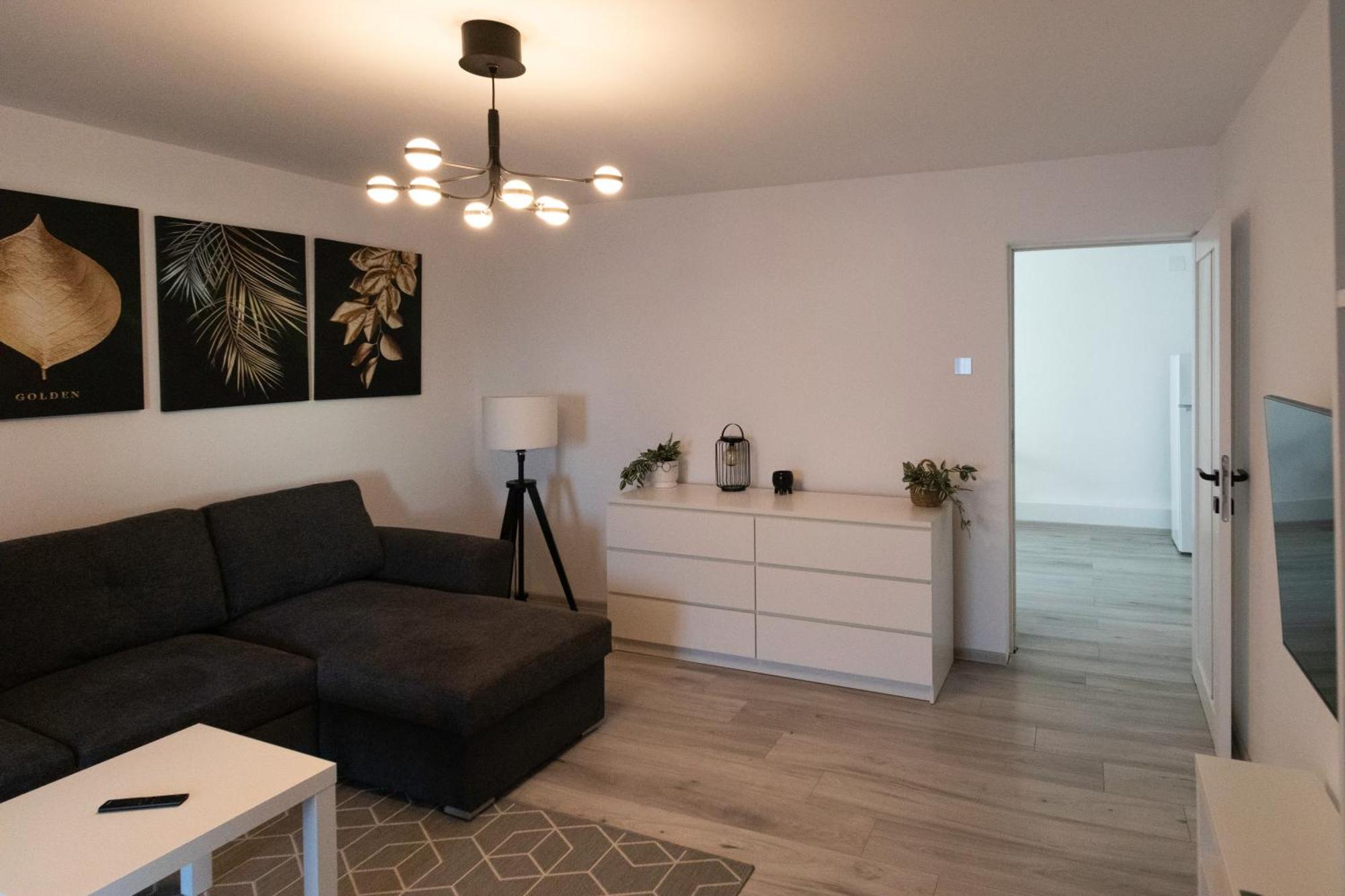 Focalize Apartament Buzău Buitenkant foto